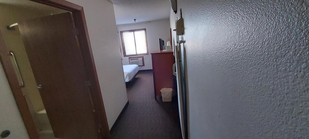 Days Inn By Wyndham Willmar Dış mekan fotoğraf